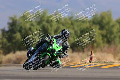 media/Nov-06-2022-SoCal Trackdays (Sun) [[208d2ccc26]]/Turn 7 Set 1 (1050am)/